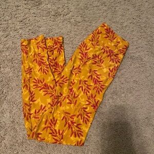 LuLaRoe Mustard and Red Leaf Print Leggings